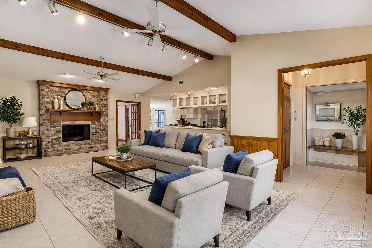 2450 Bluffs Cir Pensacola, FL 32503 - Thumbnail 4