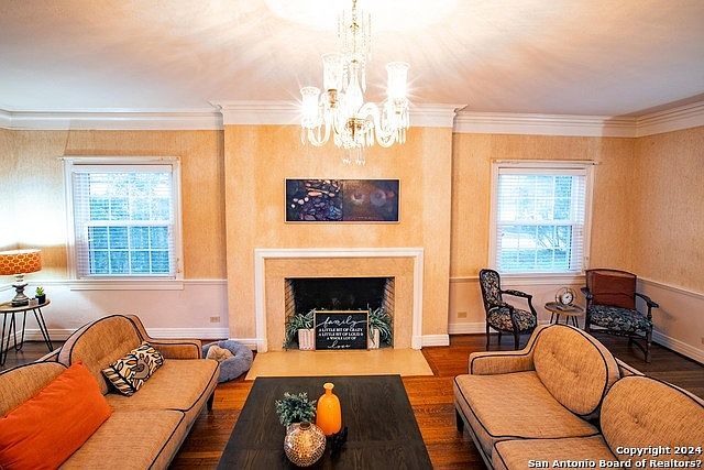 2141 W Gramercy Pl San Antonio, TX 78201 - Thumbnail 4