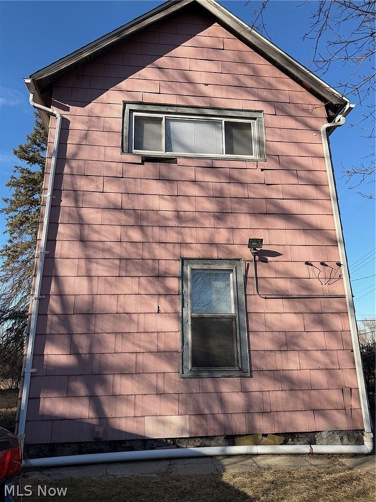 641 Benwood Ave Youngstown, OH 44502 - Thumbnail 4