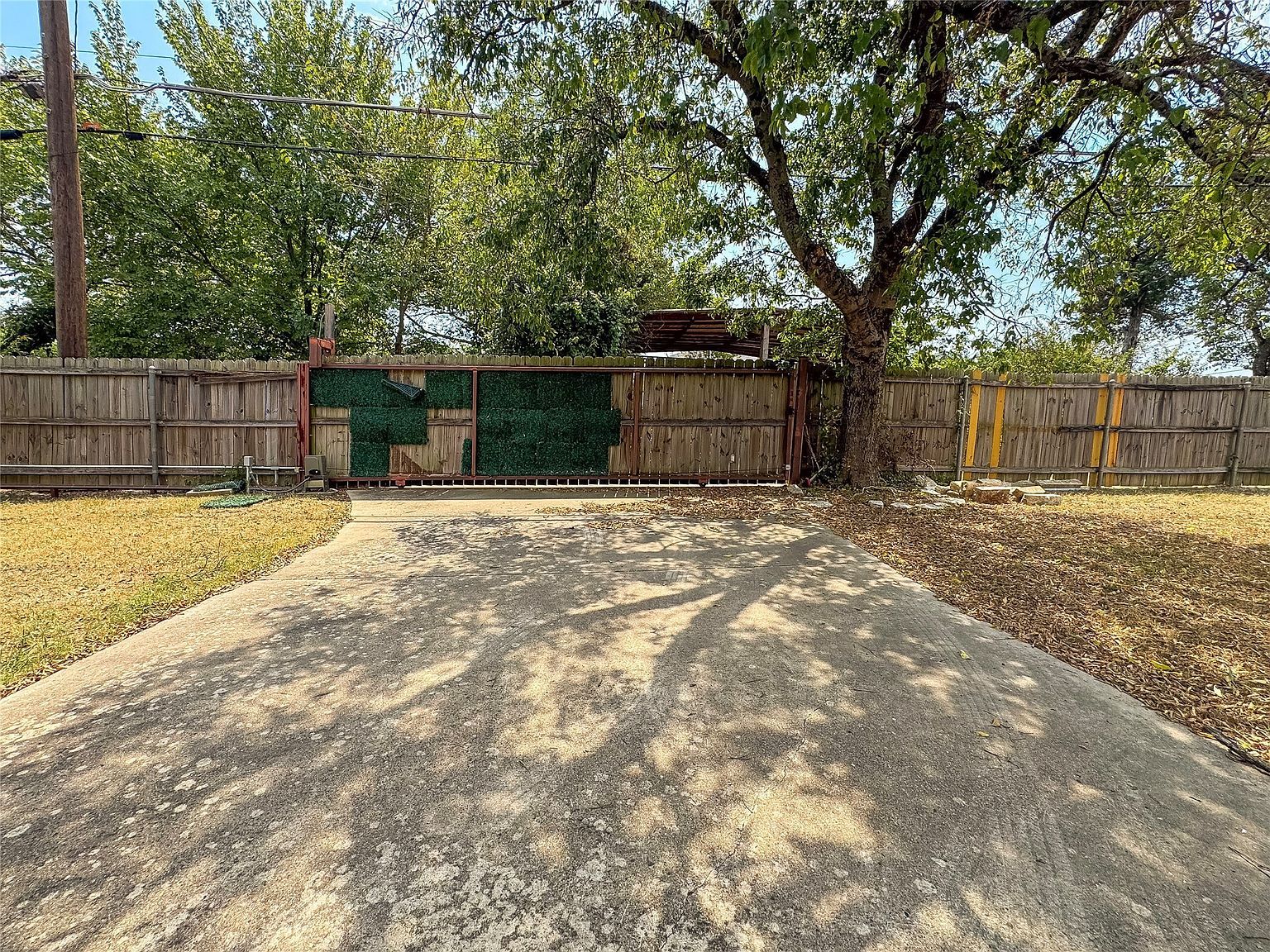 2015 Harlandale Ave Dallas, TX 75216 - Thumbnail 4
