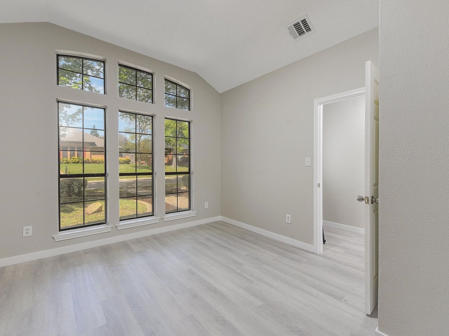 1230 Terrace Dr Mesquite, TX 75150 - Thumbnail 4