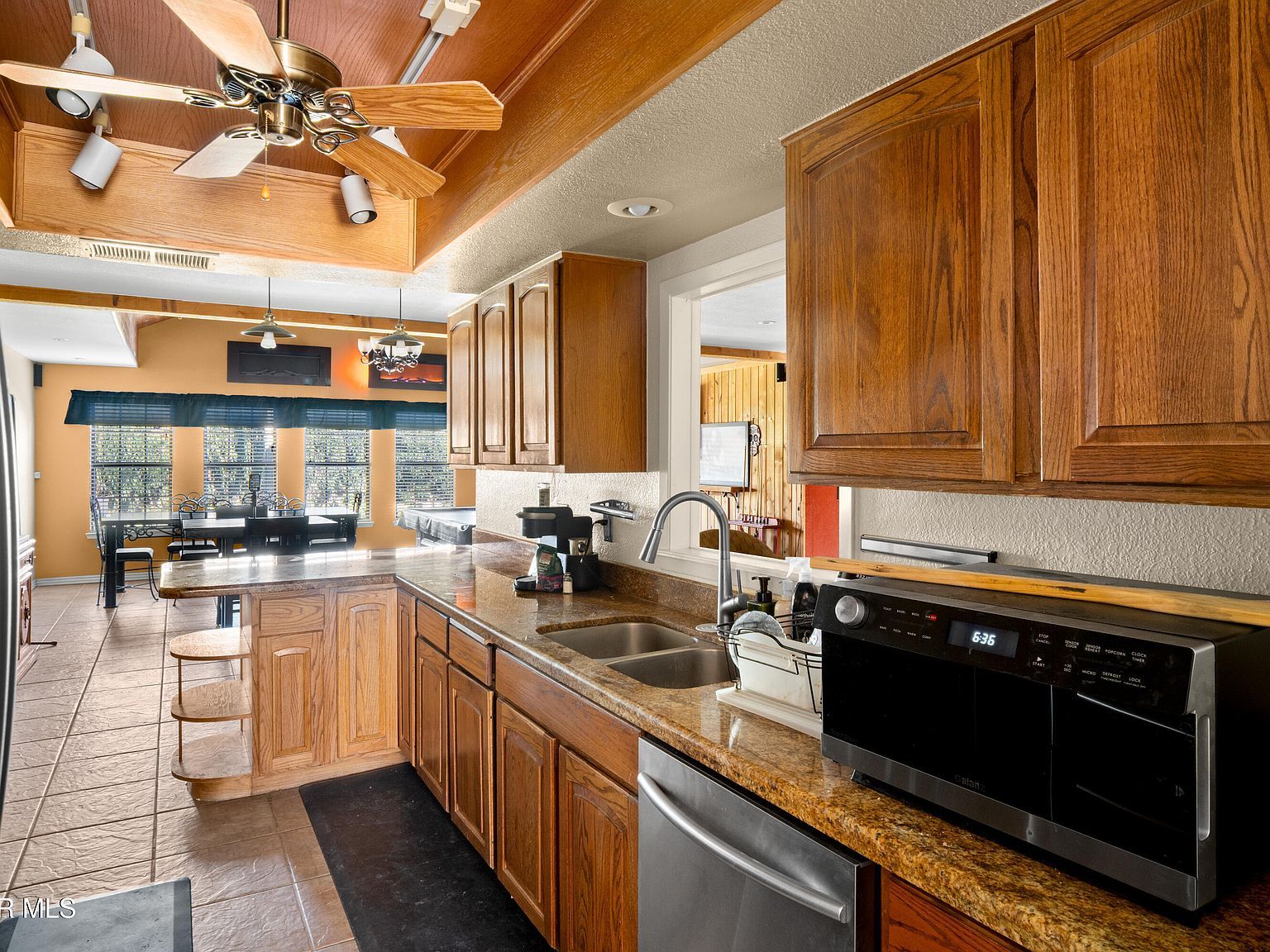 2021 Ocean Side Dr El Paso, TX 79936 - Thumbnail 4