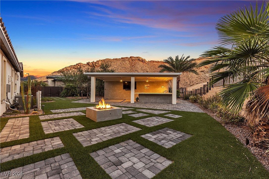 11 Acacia Creek Ct Henderson, NV 89011 - Thumbnail 4