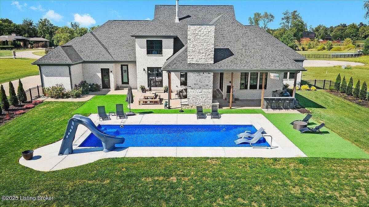 9302 Deepa Dr Prospect, KY 40059 - Thumbnail 4