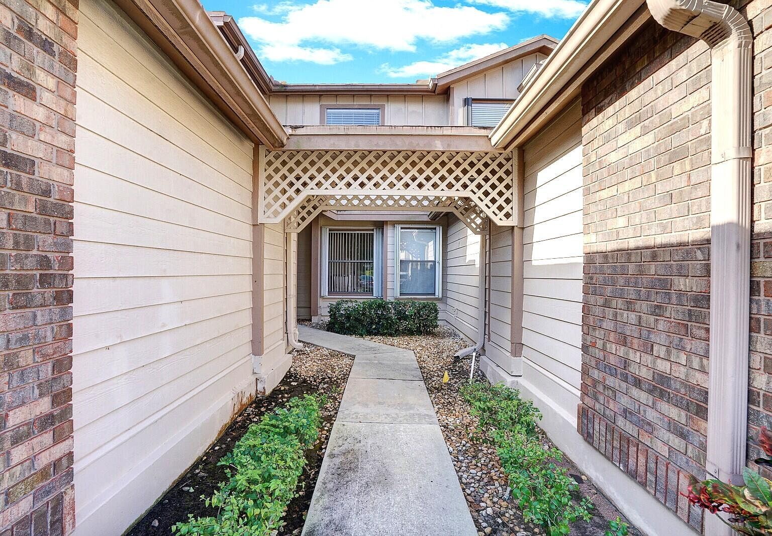 300 Crosswinds Dr APT E2 Greenacres, FL 33413 - Thumbnail 4