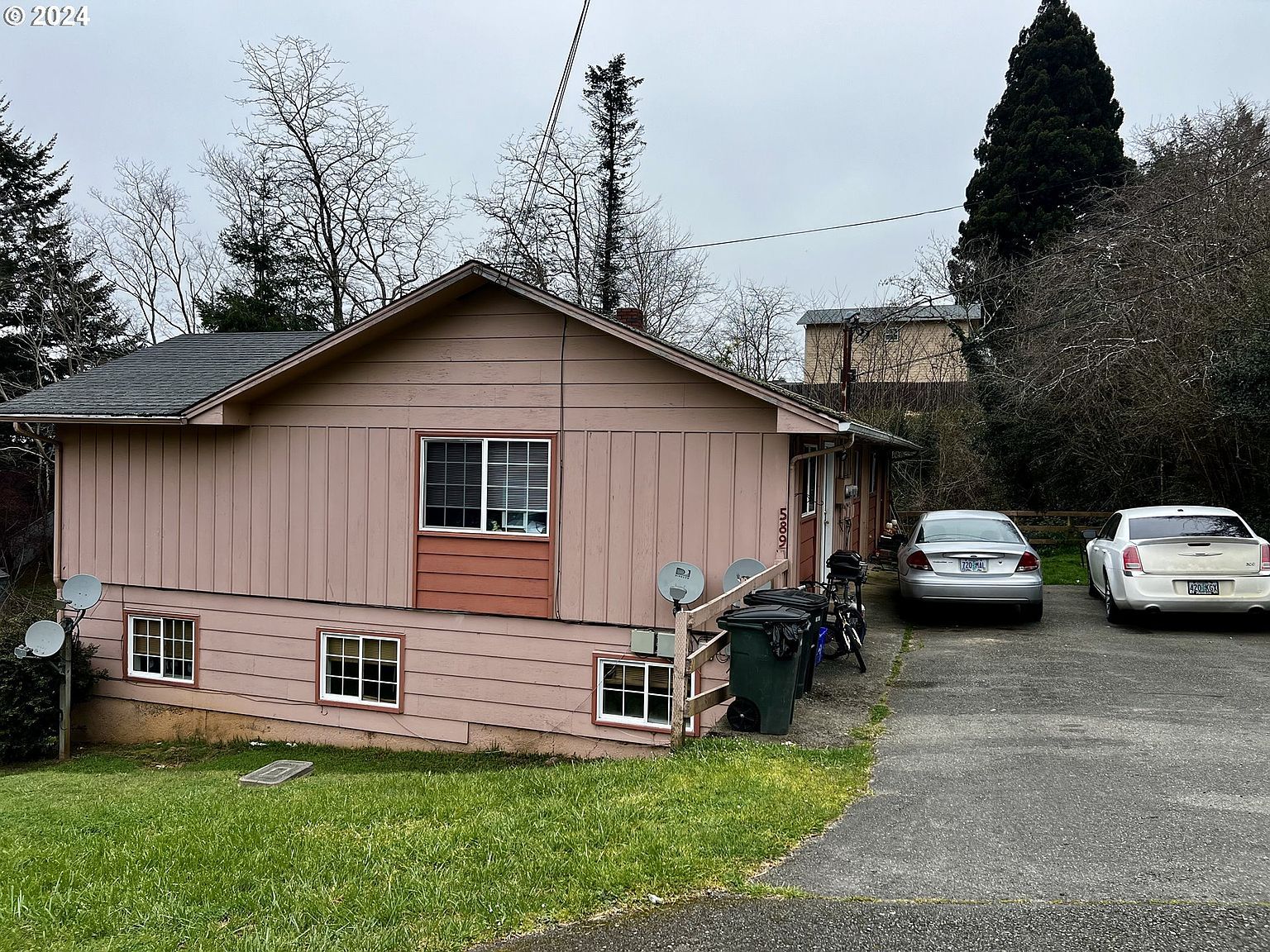 589 10th Ave Coos Bay, OR 97420 - Thumbnail 4