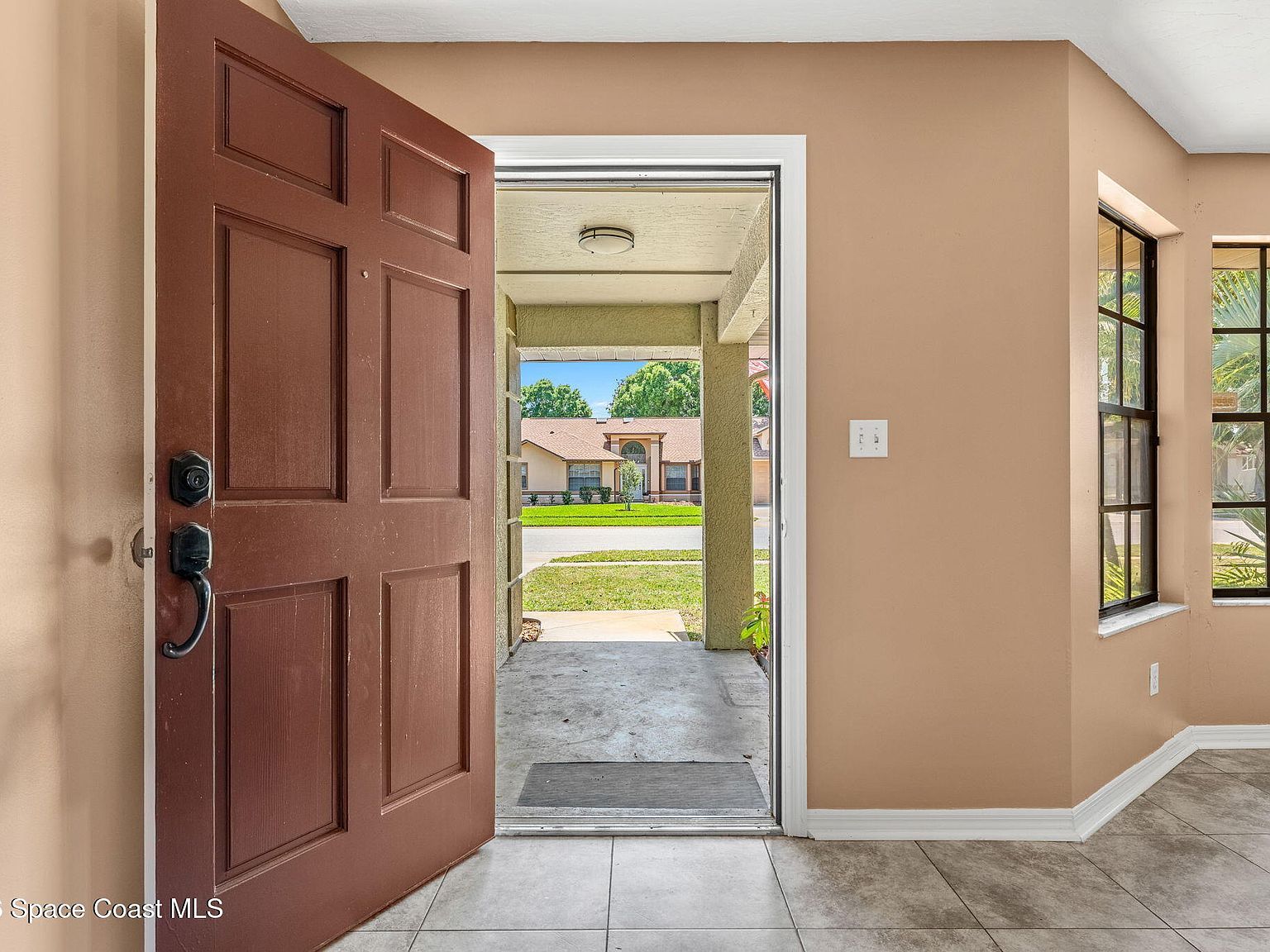 950 Whisperpine Dr Melbourne, FL 32901 - Thumbnail 4