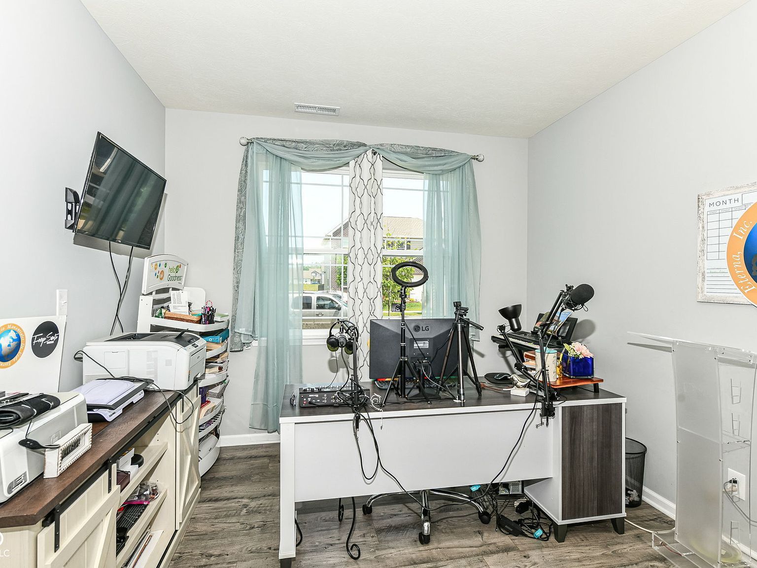 9053 Fitzgerald Dr Indianapolis, IN 46239 - Thumbnail 4