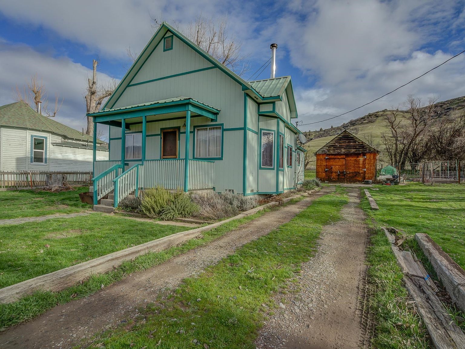 15728 1st Ave Hornbrook, CA 96044 - Thumbnail 4