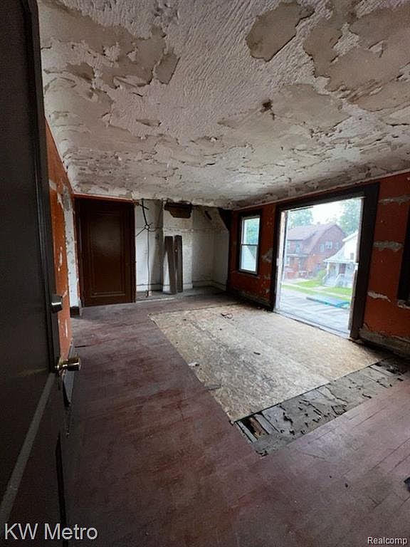 16938 Santa Rosa Dr Detroit, MI 48221 - Thumbnail 4