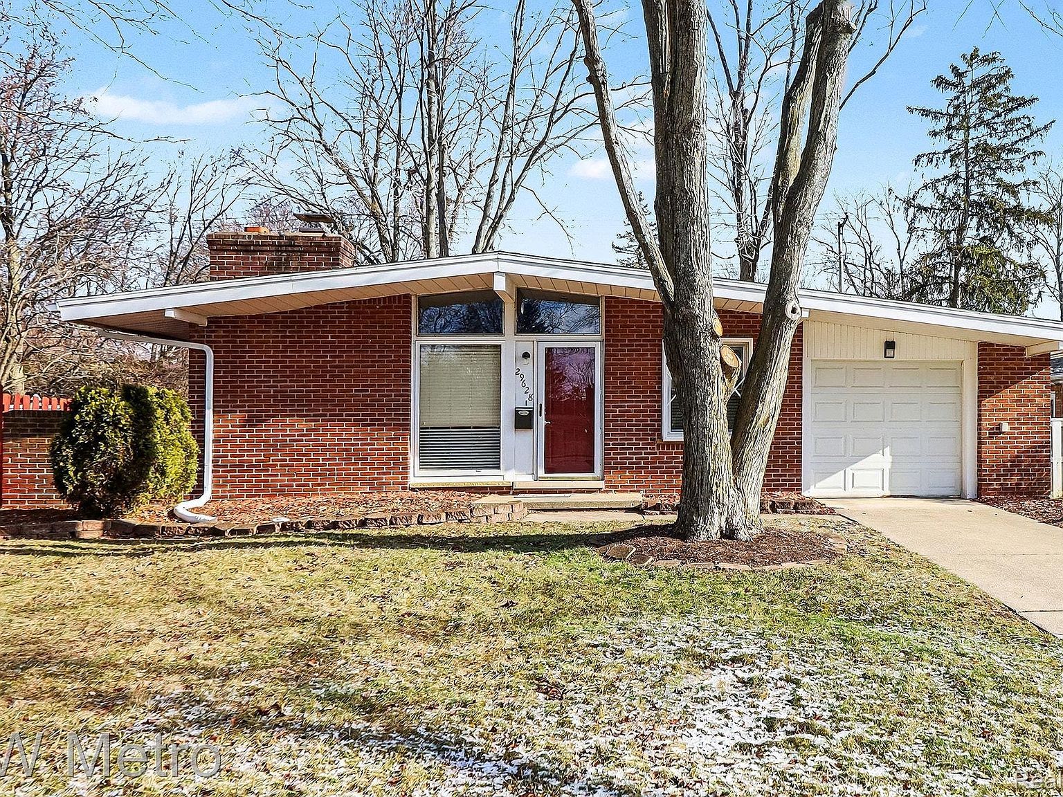 29628 Rock Creek Dr Southfield, MI 48076 - Thumbnail 4