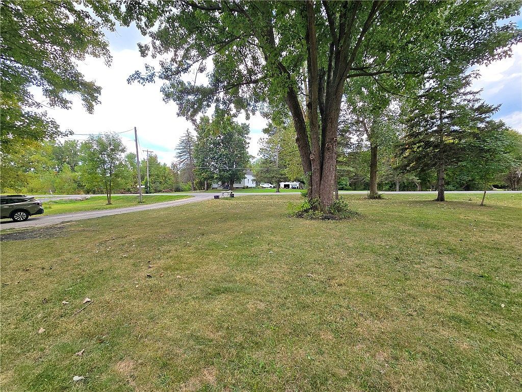 815 Lewiston Rd Basom, NY 14013 - Thumbnail 4