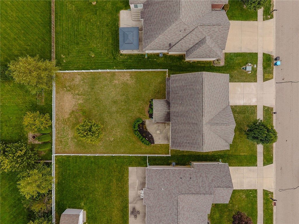 5061 Dayflower Dr Tipp City, OH 45371 - Thumbnail 4