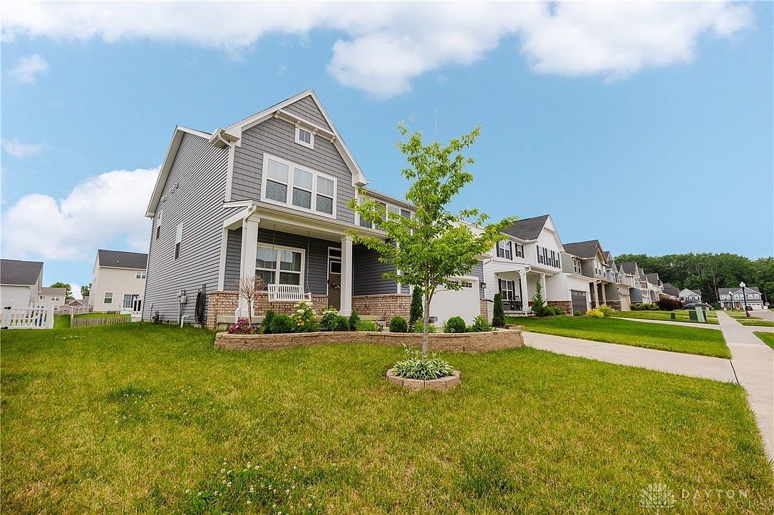 5049 Catalpa Dr Tipp City, OH 45371 - Thumbnail 4