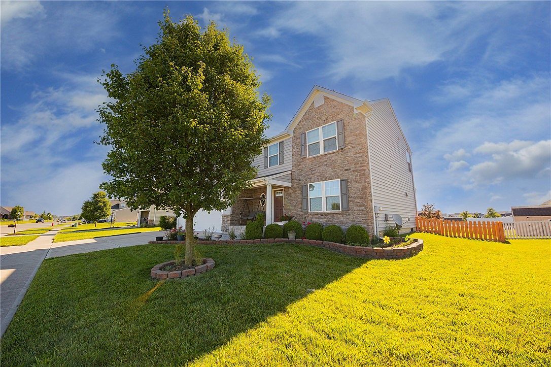 1120 Senna St Tipp City, OH 45371 - Thumbnail 4
