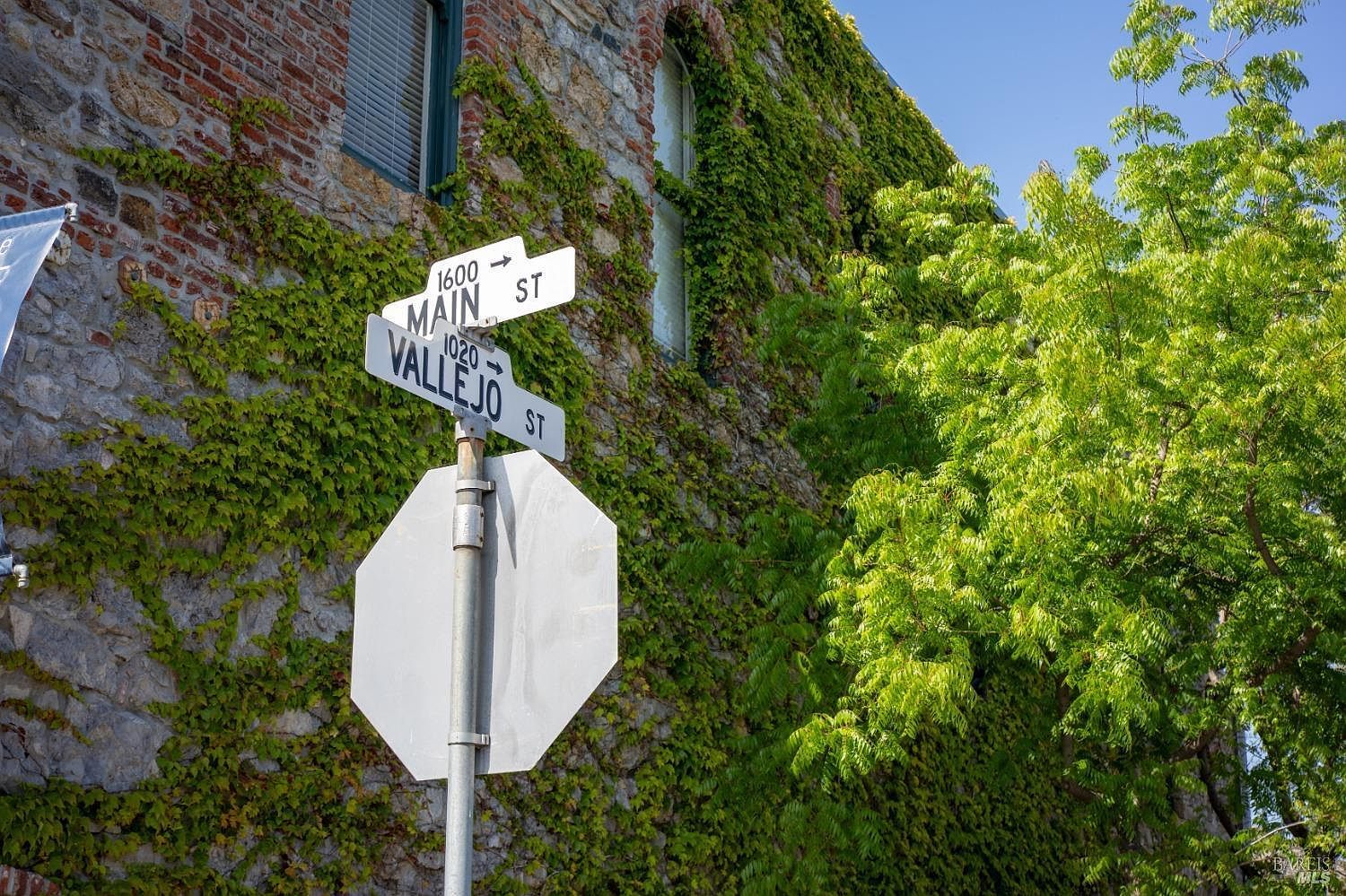 903 Vallejo St Napa, CA 94559 - Thumbnail 4