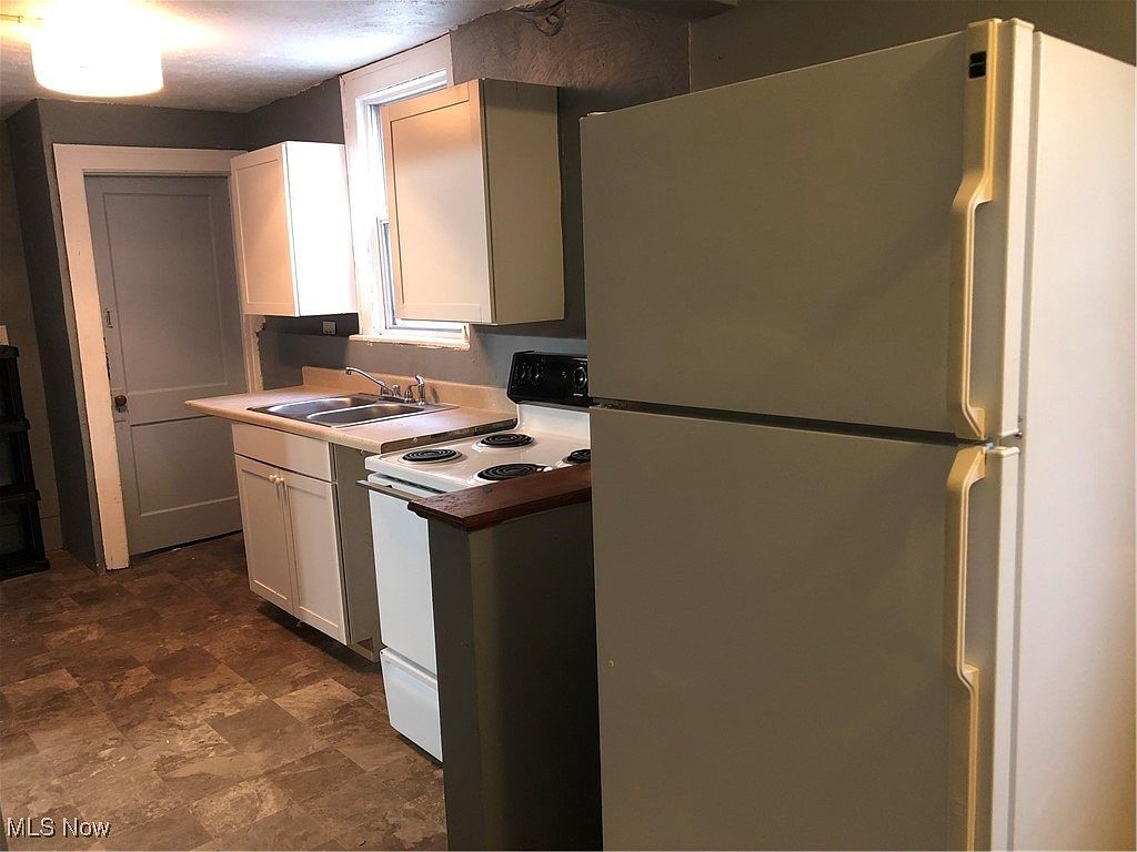 1232 Oak Grove Ave Steubenville, OH 43952 - Thumbnail 4