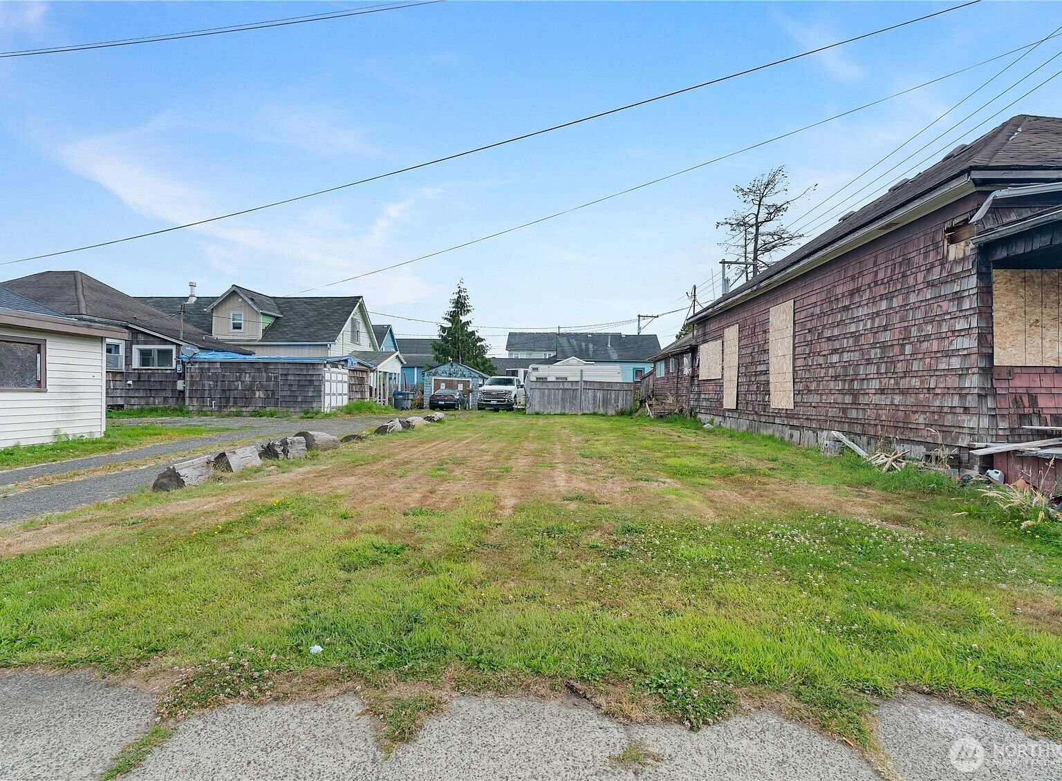 823 W Market St Aberdeen, WA 98520 - Thumbnail 4