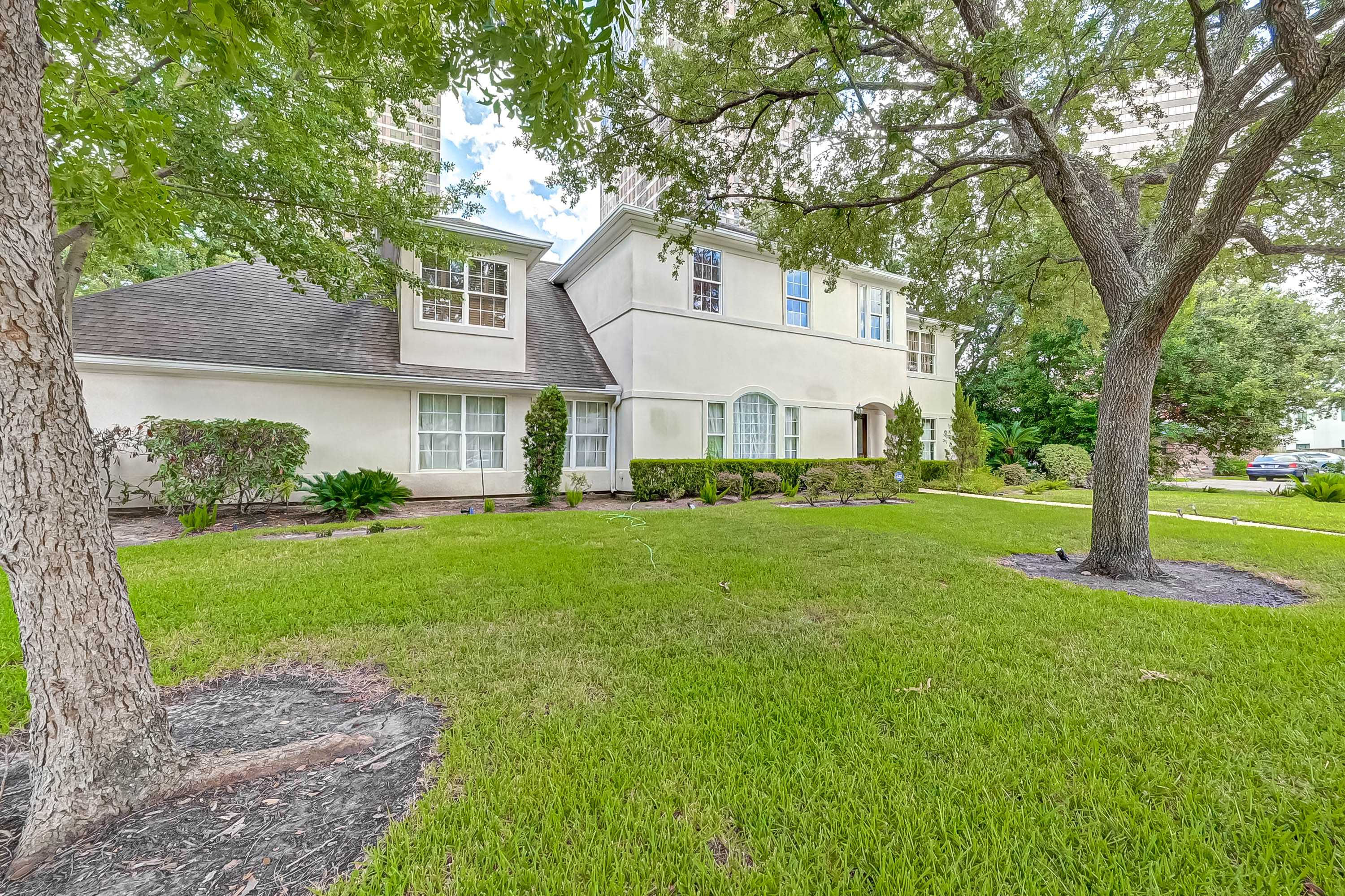 5152 Huckleberry Circle, Houston, Texas 77056, USA, TX - Thumbnail 4