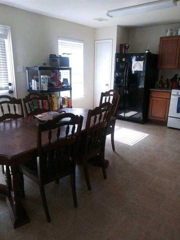 3843 Pebble Garden Lane, Katy, TX, 77449 - Thumbnail 4