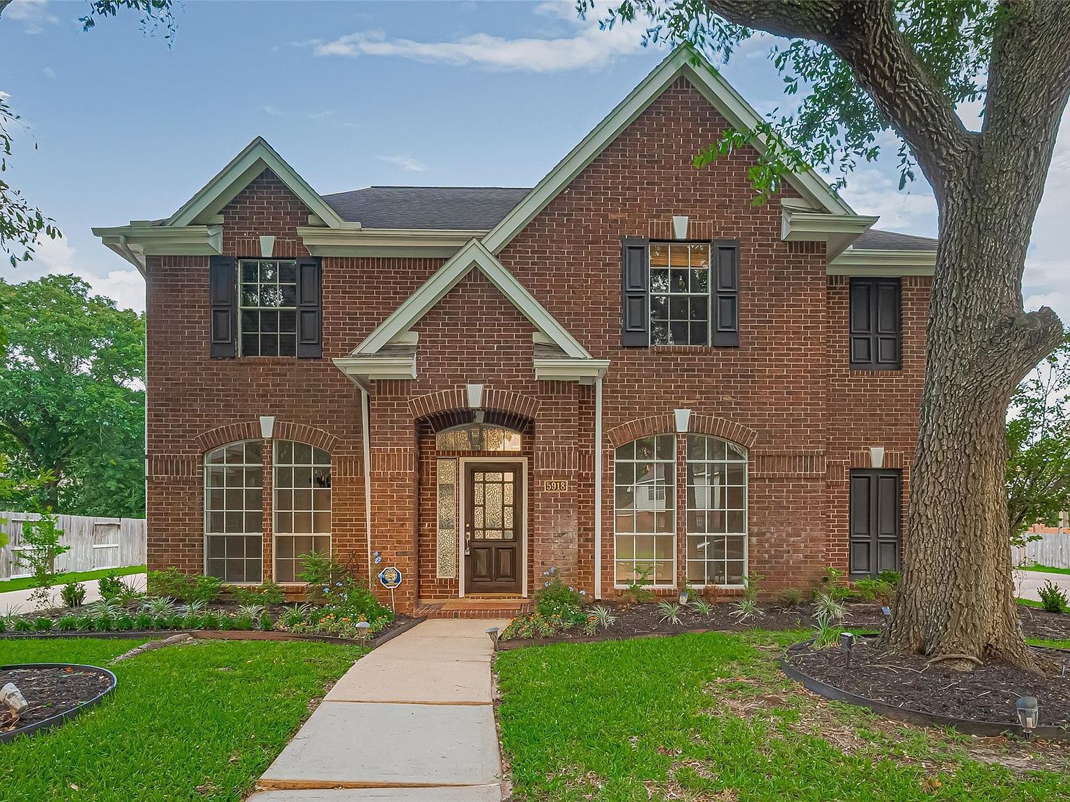 5918 Pendelton Place Dr Sugar Land, TX 77479 - Thumbnail 4