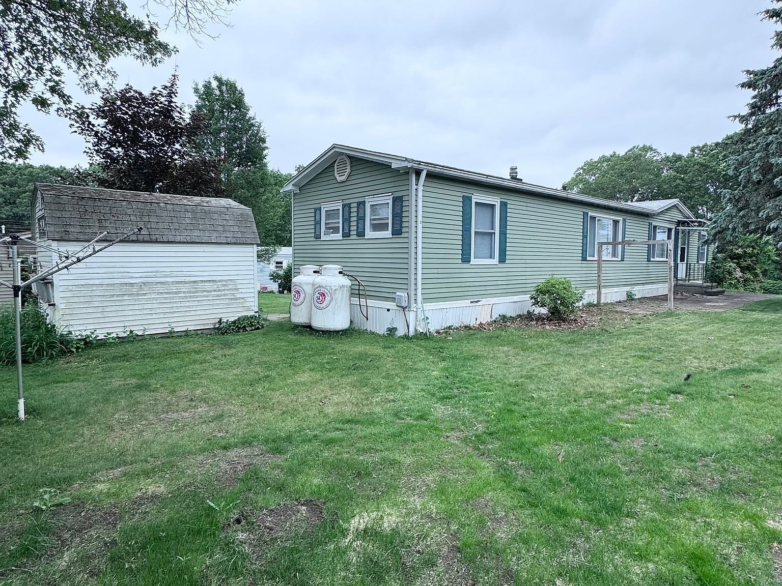 3 Stonewood Ter Vernon, CT 06066 - Thumbnail 4