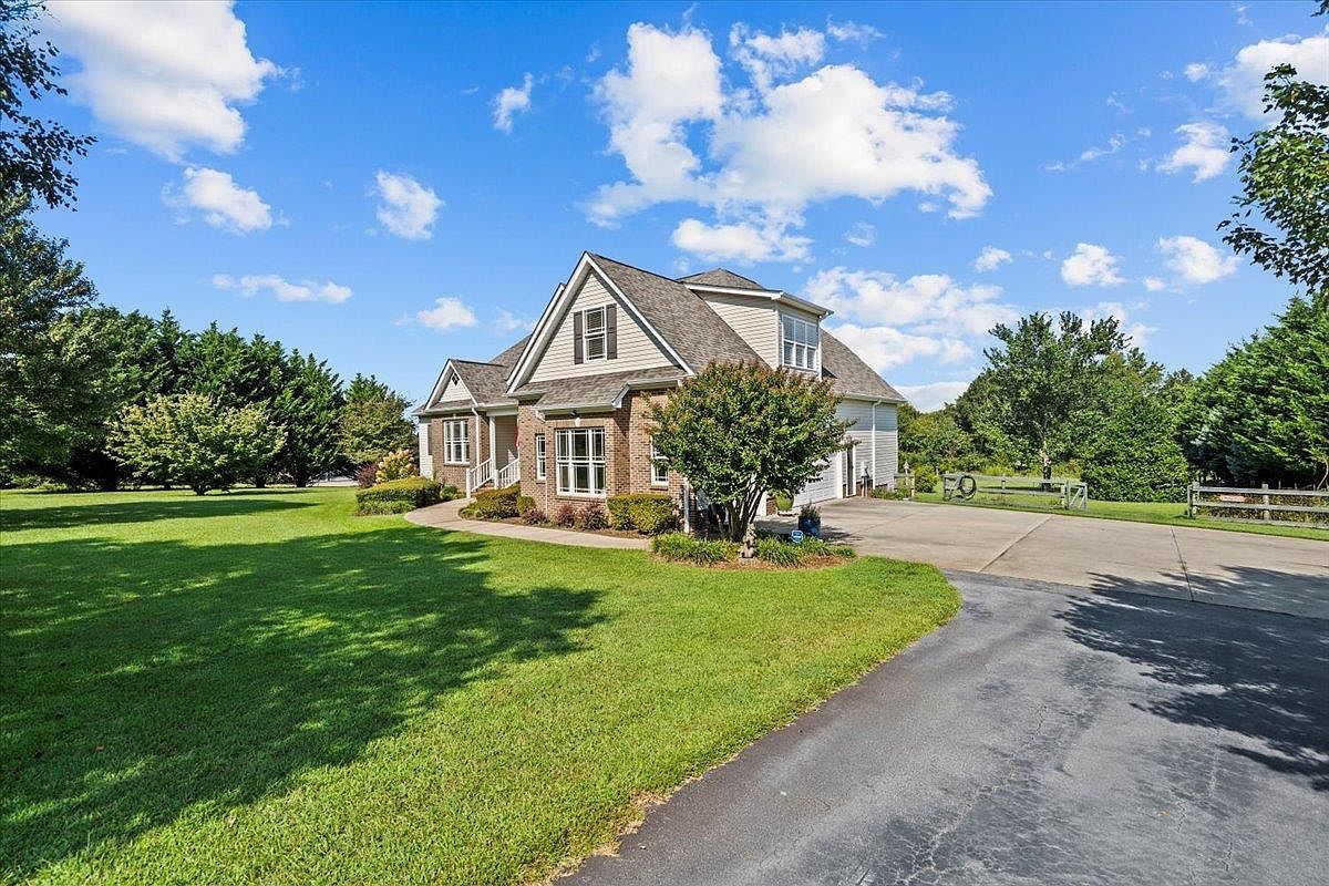 495 Mount Lebanon Church Rd Greer, SC 29651 - Thumbnail 4