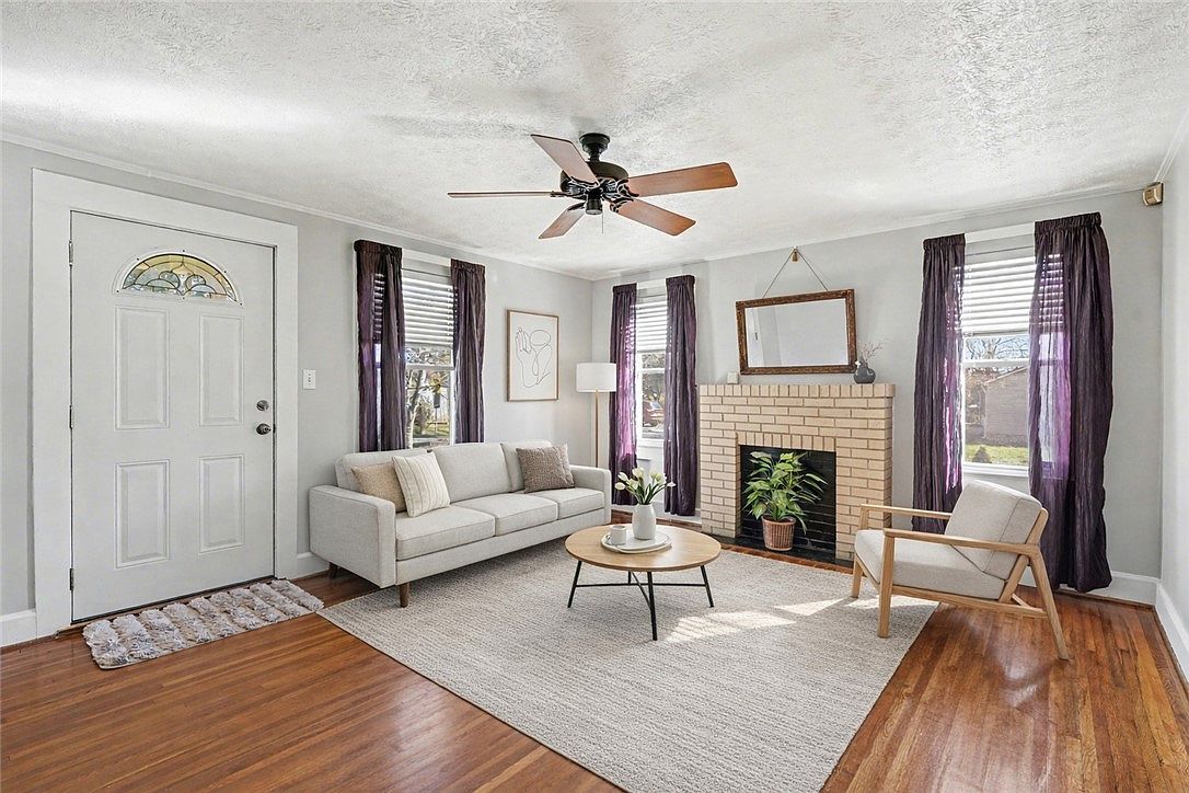 11 Bainbridge Dr Greenville, SC 29611 - Thumbnail 4