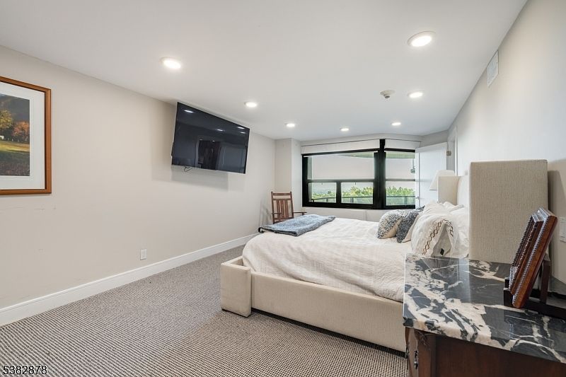 2 Claridge Dr BUILDING 2-8AE Verona, NJ 07044 - Thumbnail 4