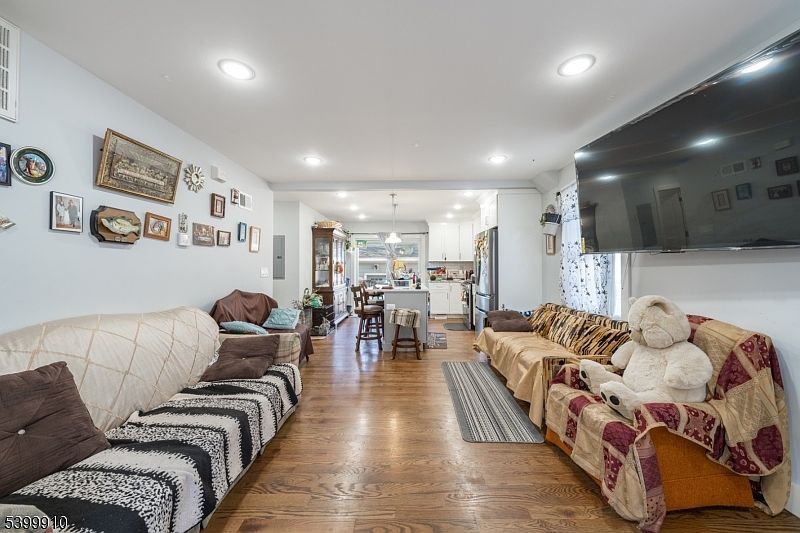 346 Tucker Ave Union, NJ 07083 - Thumbnail 4