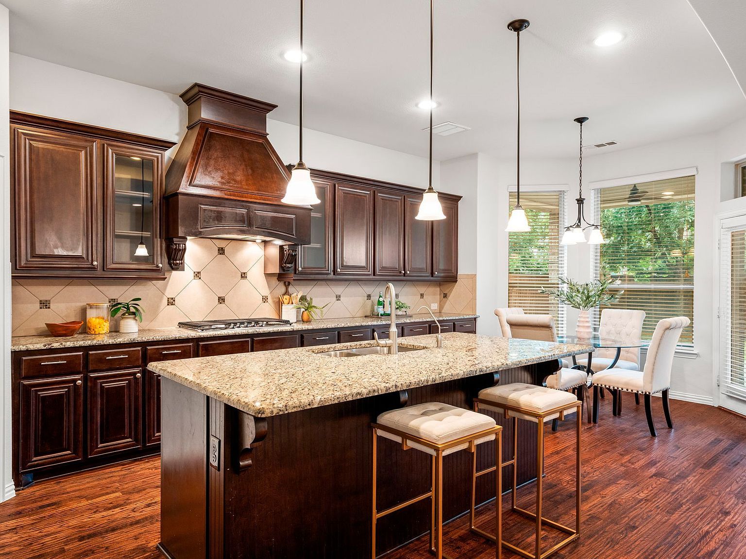 6908 Badlands Dr McKinney, TX 75070 - Thumbnail 4