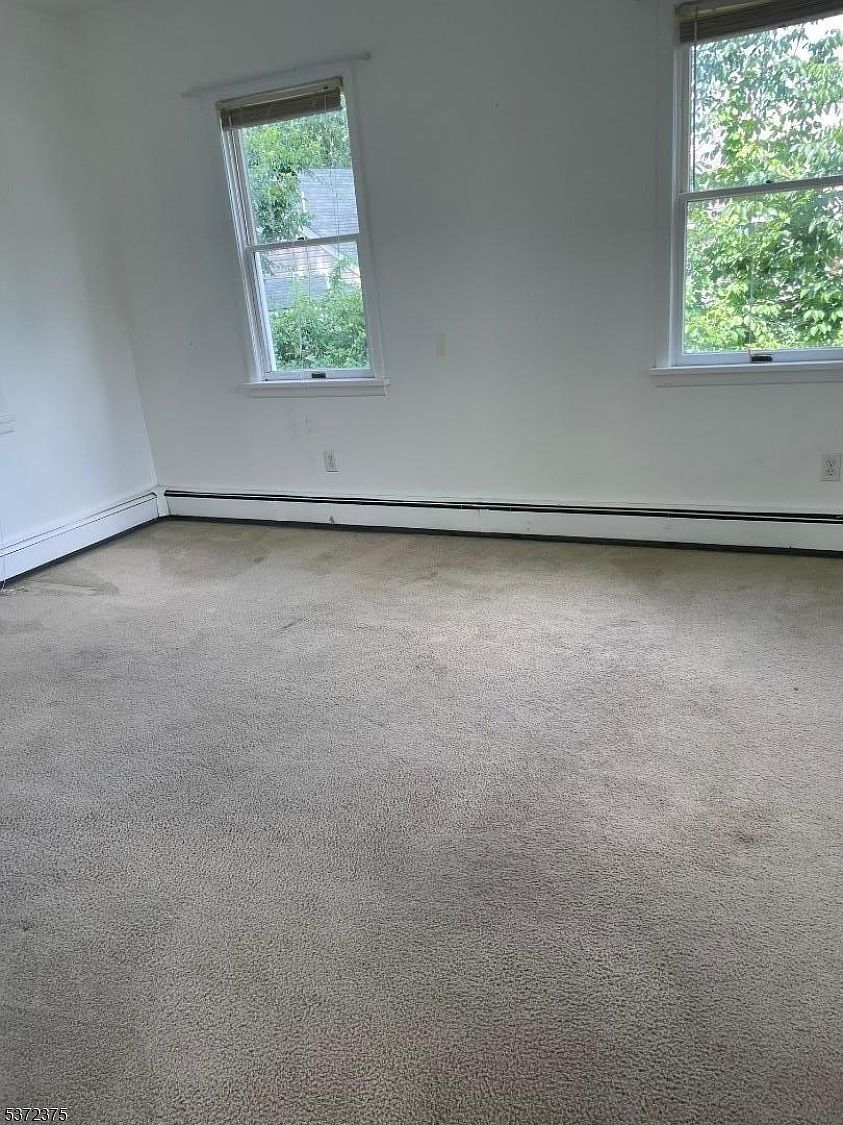 250 Woodcliff Ave Little Falls, NJ 07424 - Thumbnail 4