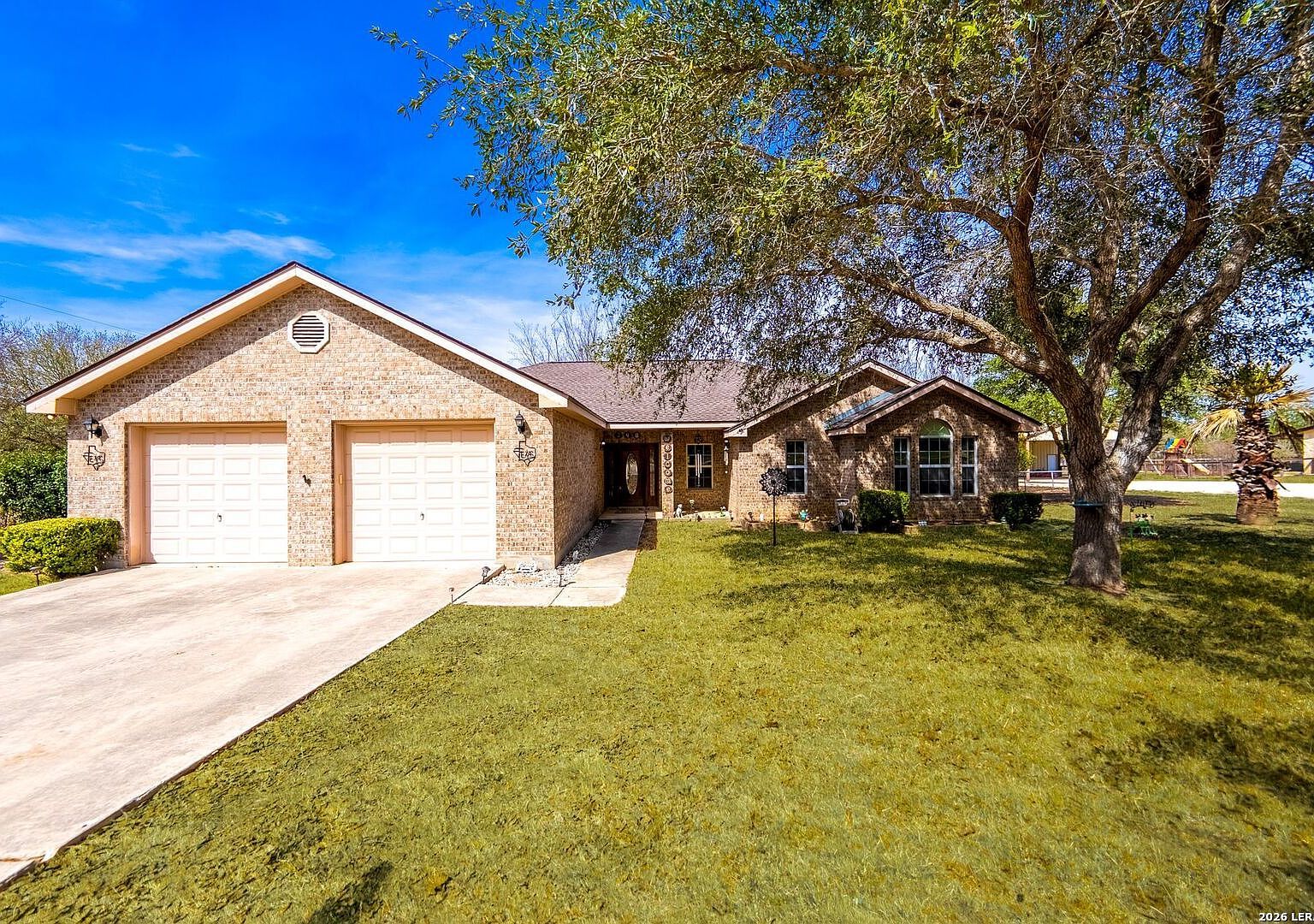 248 Hunters Dawn La Vernia, TX 78121 - Thumbnail 4