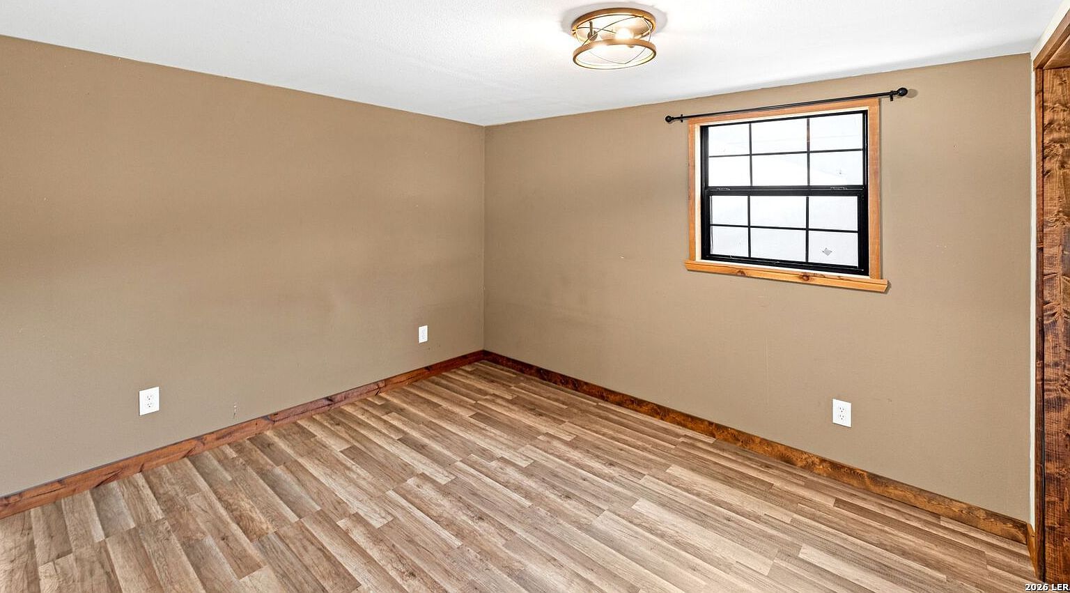 297 Chaparral Dr Bandera, TX 78003 - Thumbnail 4