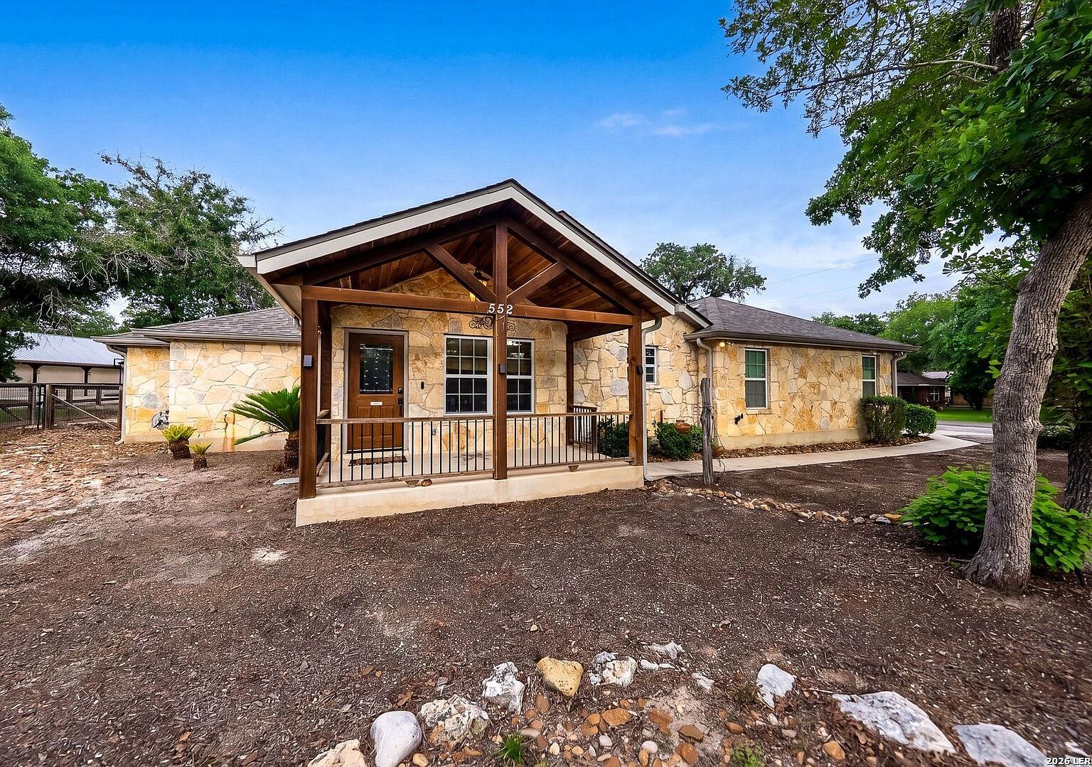 552 Jacobs Ln La Vernia, TX 78121 - Thumbnail 4