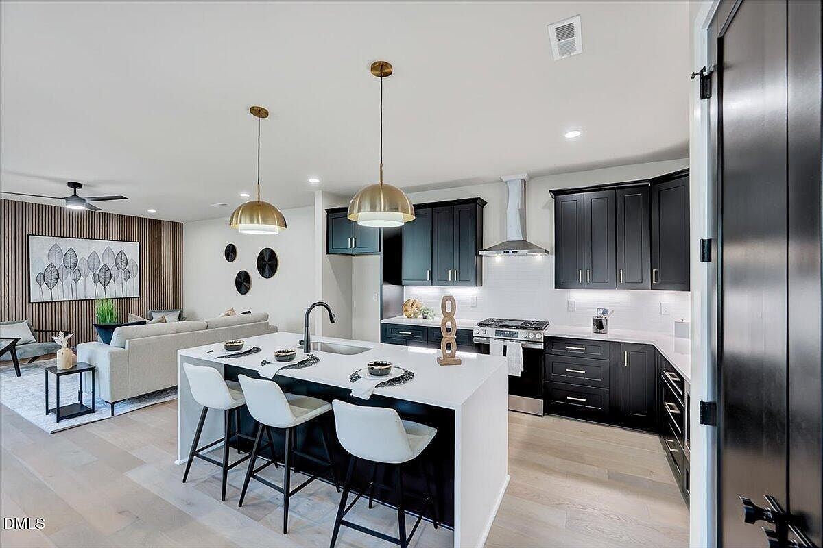 730 Hopkins St Durham, NC 27701 - Thumbnail 4