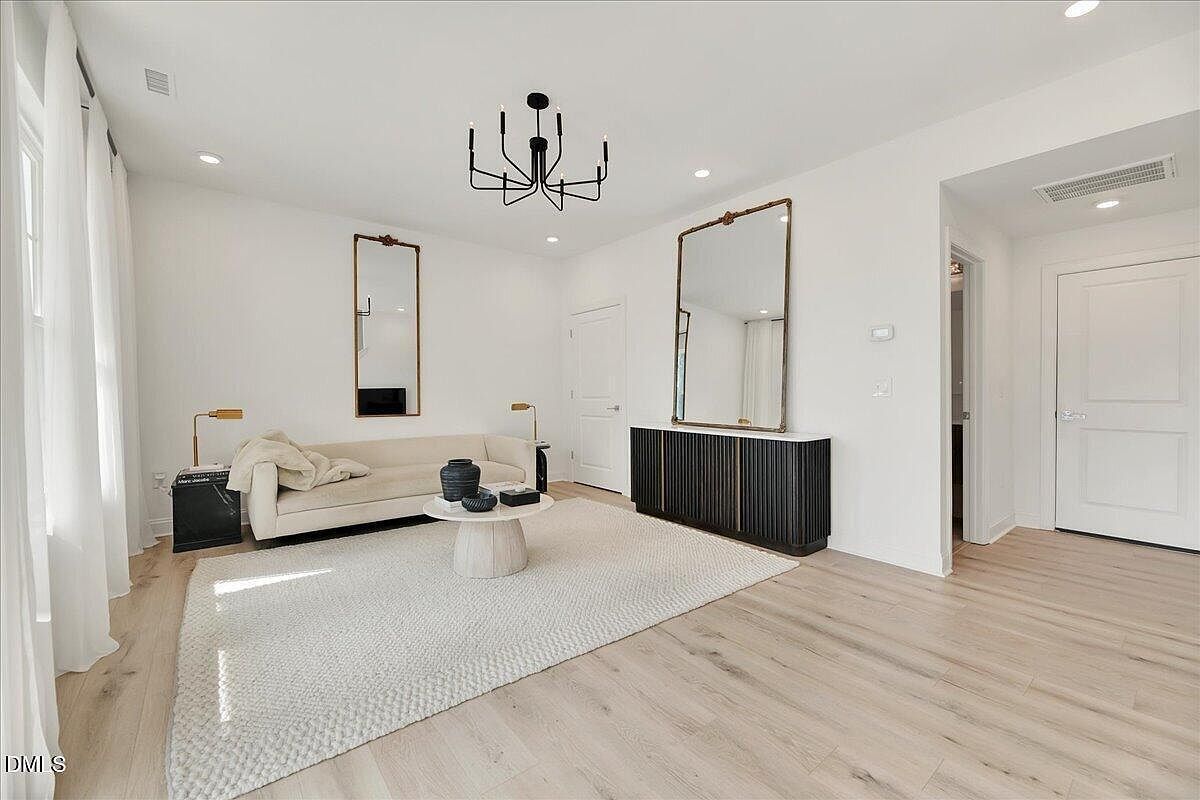 1311 Falling Rock Pl Durham, NC 27703 - Thumbnail 4