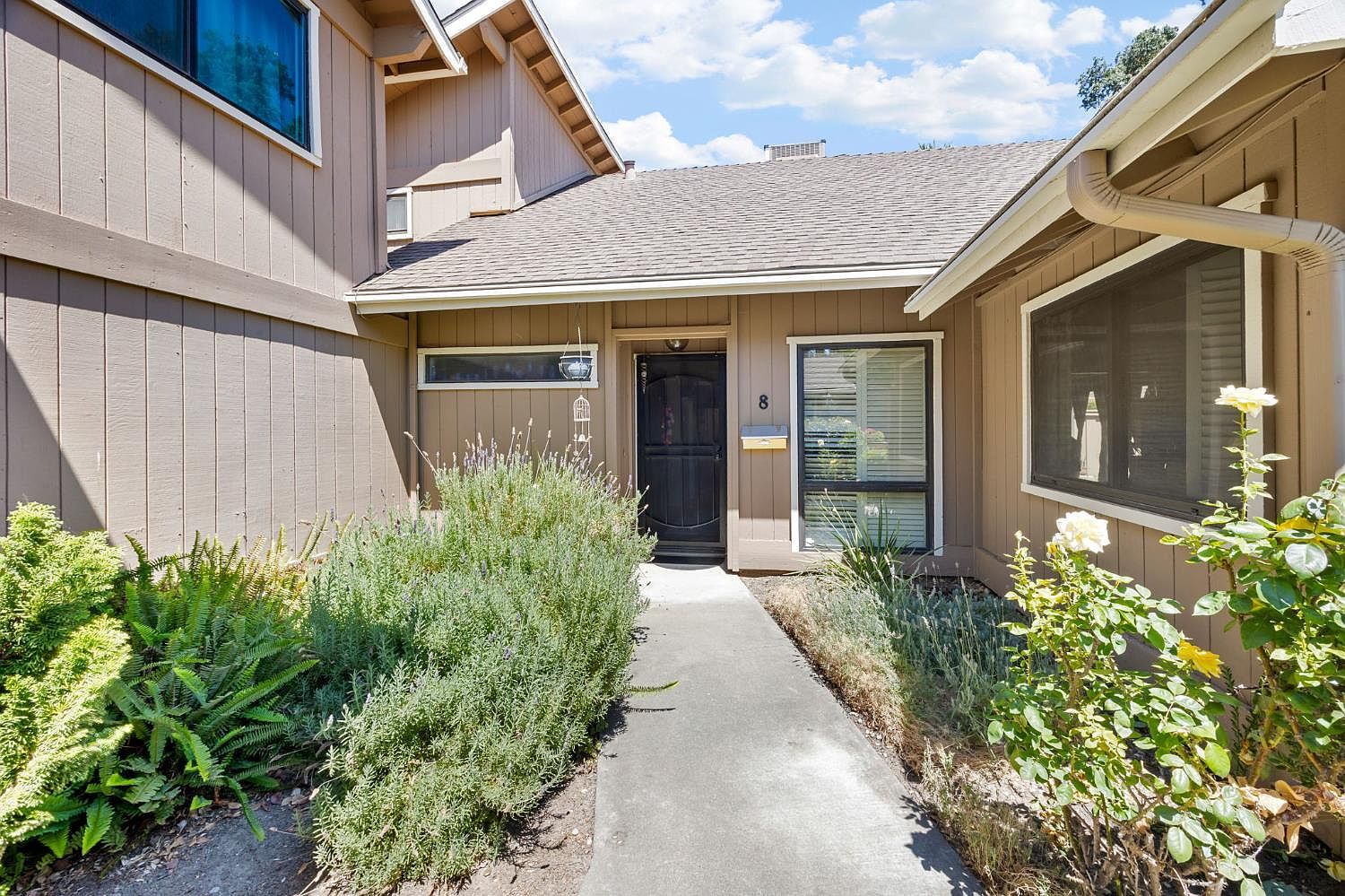 608 College St APT 8 Woodland, CA 95695 - Thumbnail 4