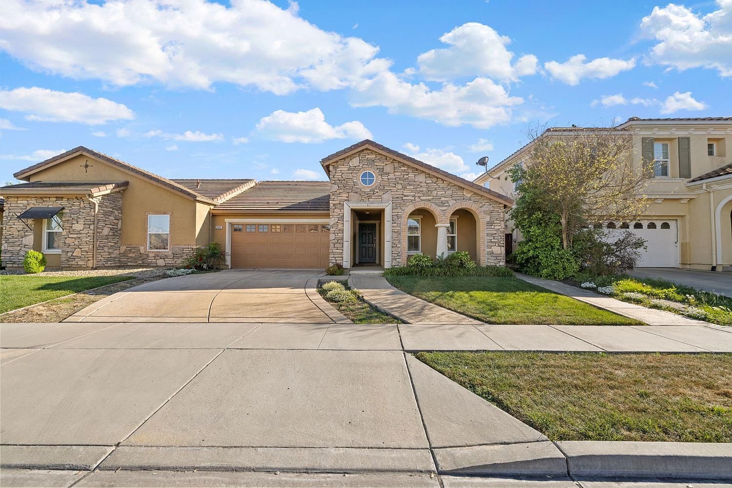 2690 Mack Way Woodland, CA 95776 - Thumbnail 4