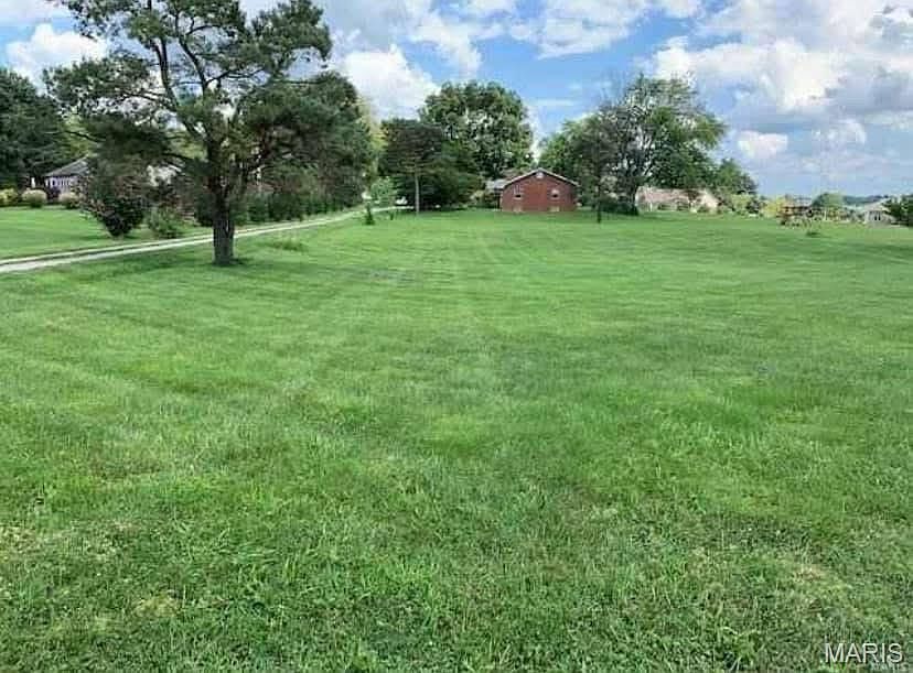2712 Vulliet Rd Highland, IL 62249 - Thumbnail 4
