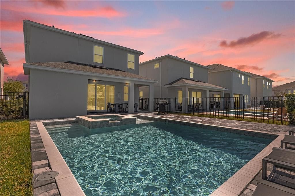 365 Southfield St Kissimmee, FL 34747 - Thumbnail 4