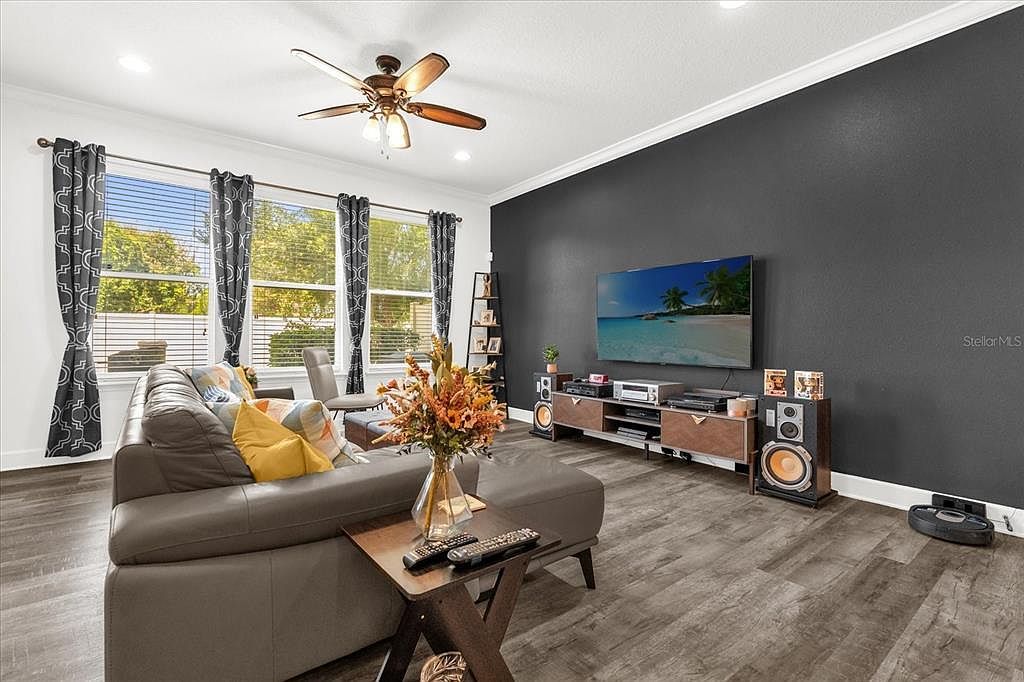 1608 Mohegan Blvd Kissimmee, FL 34744 - Thumbnail 4