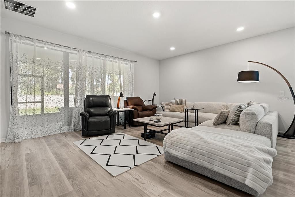 3866 Rose Mallow Dr Kissimmee, FL 34746 - Thumbnail 4