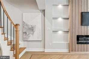 1023 East Palmer Street, Philadelphia, PA, USA, 19125 - Thumbnail 4