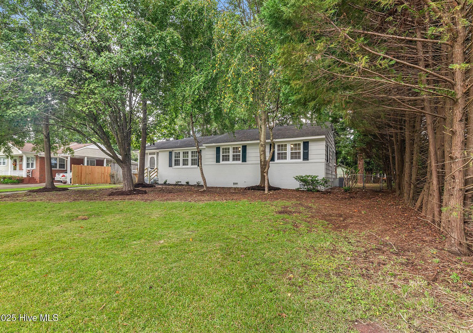 402 Cheyenne Rd Jacksonville, NC 28540 - Thumbnail 4