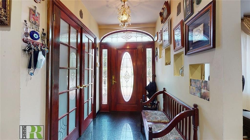 2112 Avenue L Brooklyn, NY 11210 - Thumbnail 4