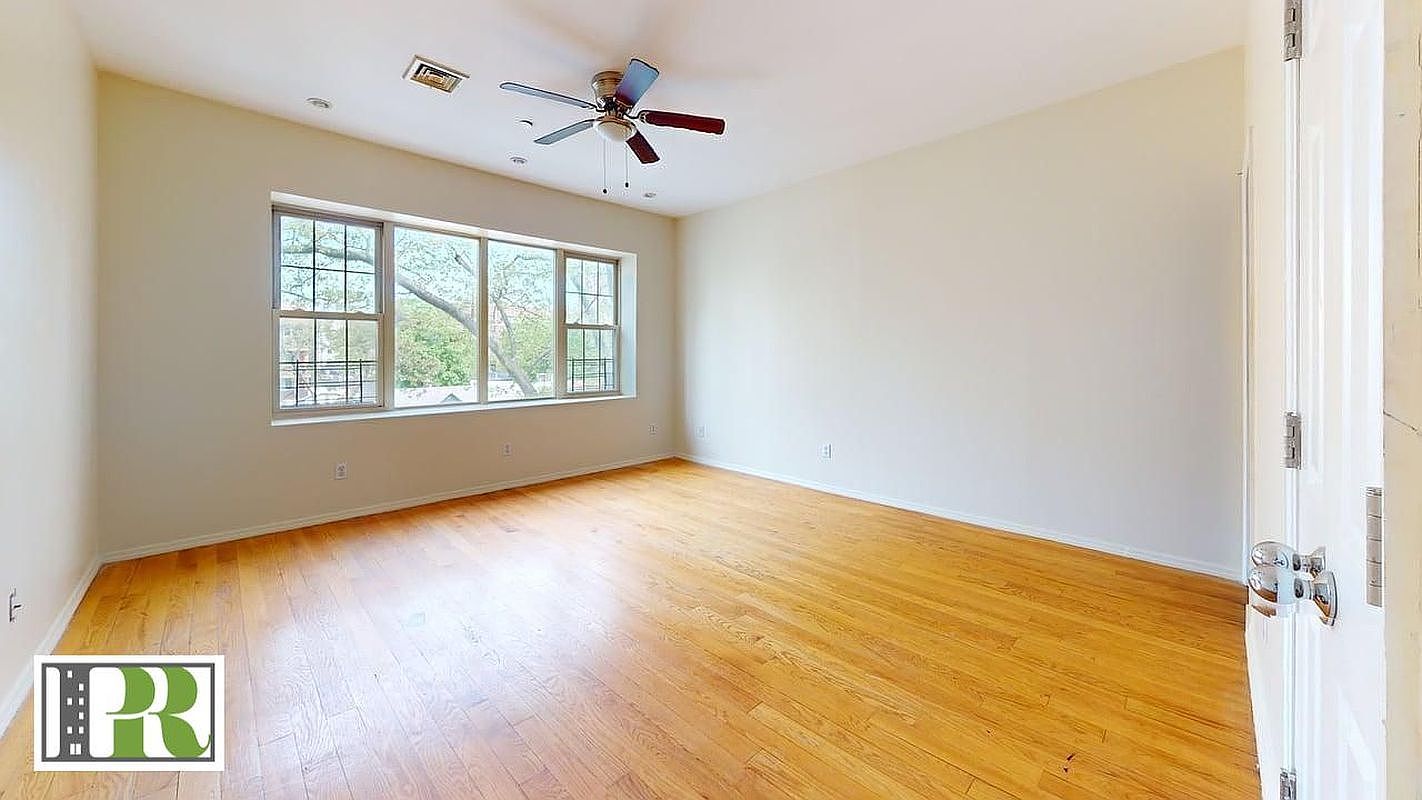 1392 E 18th St Brooklyn, NY 11230 - Thumbnail 4