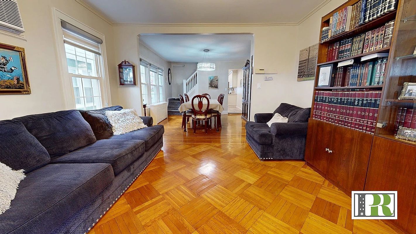 1992 New York Ave Brooklyn, NY 11210 - Thumbnail 4