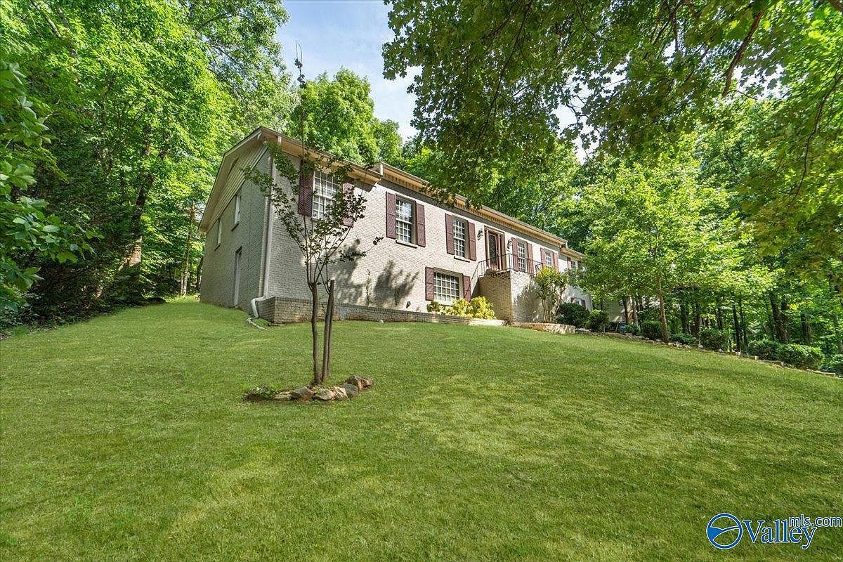1506 Toney Dr SE Huntsville, AL 35802 - Thumbnail 4