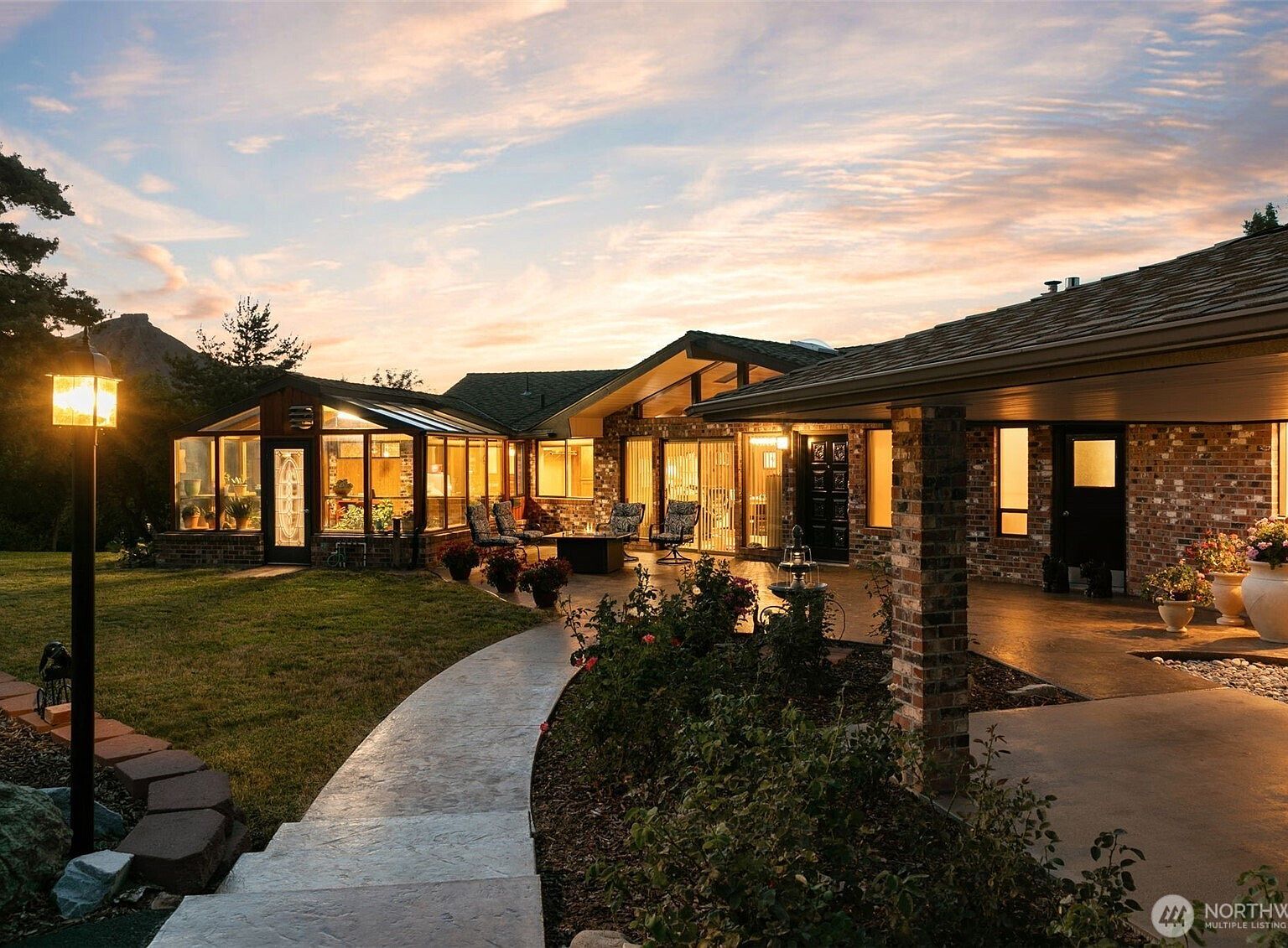 1701 Skyline Dr Wenatchee, WA 98801 - Thumbnail 4